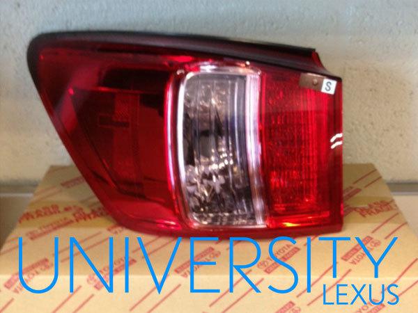 New oem 2011-2013 lexus is250 driver side rear outer tail lamp, left, is350