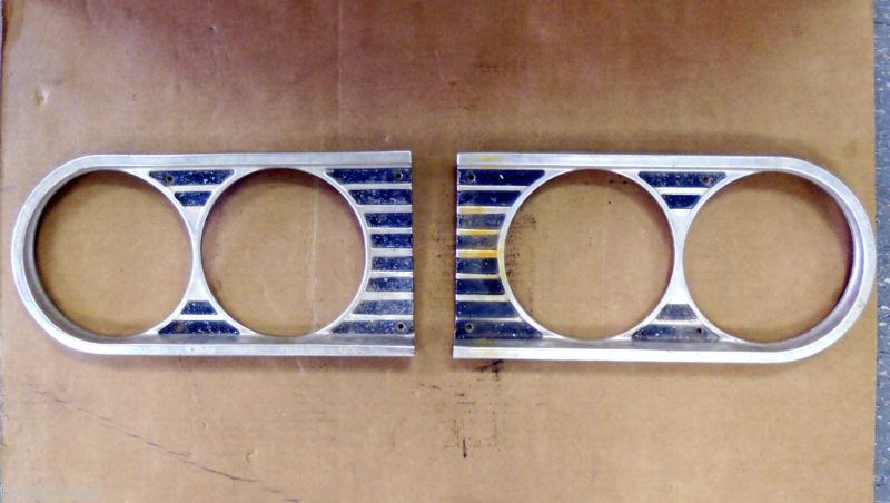 Vintage 1964 chevy chevelle front headlight lamp trim ring bezel pair