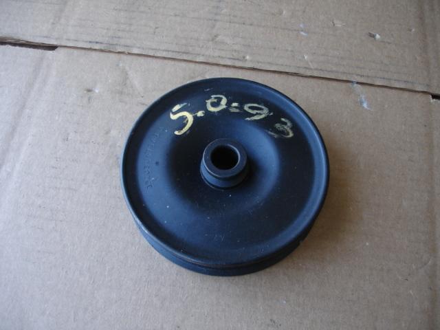 1985 - 1993  ford mustang 5.0 power steering pump pulley ( ford gt v-8 cobra)