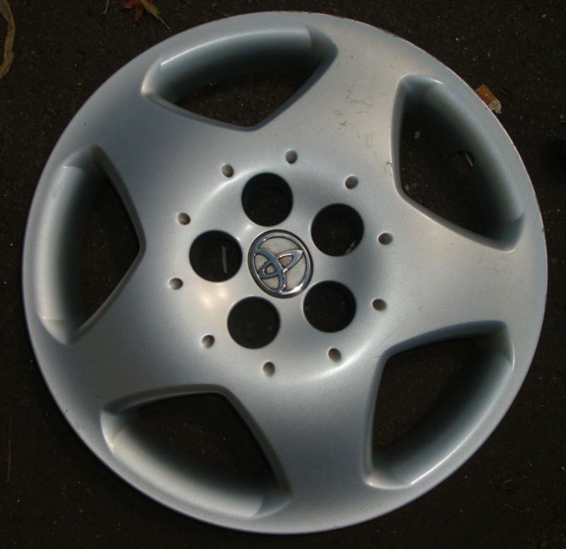 15" 2003 04 05 06 07 08 toyota corolla hubcap wheel cover 42621ab070