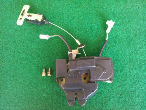2005 dodge stratus trunk latch release acuator with emergency pull cord