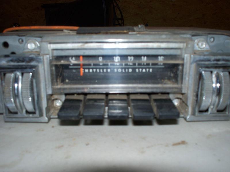 Mopar , dodge , plymouth , 1968,69,70, thumb wheel radio.