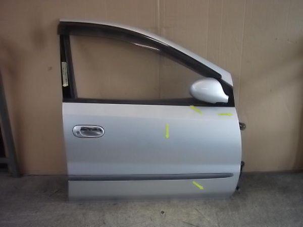 Nissan tino 1999 front right door assembly [0313100]
