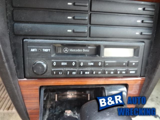 Radio/stereo for 90 91 92 93 mercedes 190e ~