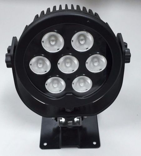 Magnalight led-bl-70w, marine grade 70 watt led spotlight / floodlight w/ arm