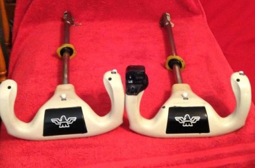 2 mooney ramshorn control yokes with trim switch, map lights, ident/mic switch