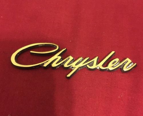 Genuine 1990-1991-1992-1993 chrysler imperial/new yorker gold trunk lid emblem