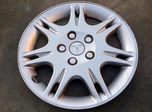 1999 - 2003 mitsubishi galant 15 inch hubcap 57563 15&#034; original equipment