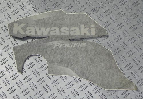 Kawasaki &#039;kawasaki prairie&#039; graphic emblem fuel tank lh for prairie 300 400 4x4