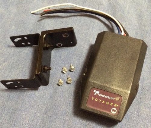 Qty (1) tekonsha 9030 voyager electronic brake controller 4-wire w/ 90 deg mount