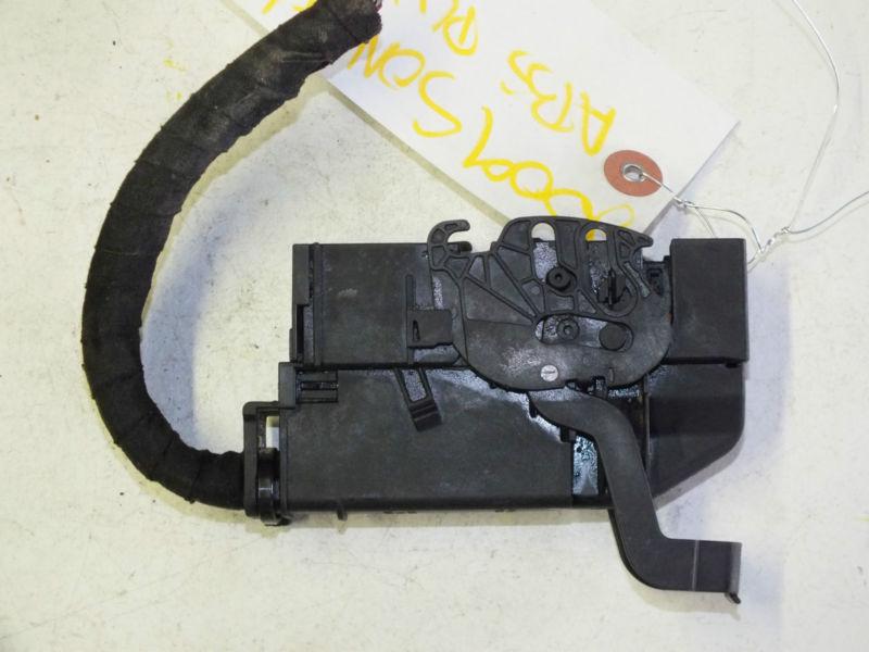 2009 hyundai sonata anti lock brake pump plug abs 58920-3k500 oem