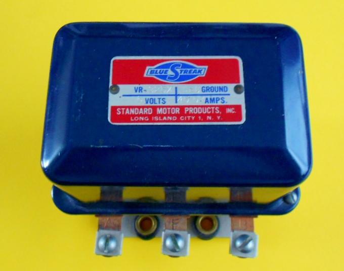 Vintage blue streak voltage regulator  # vr-325x  neg. ground 6 volt  45-57 amp.