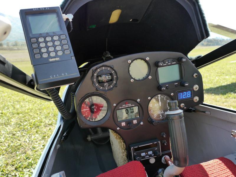 Lx5000 gps and flight data system