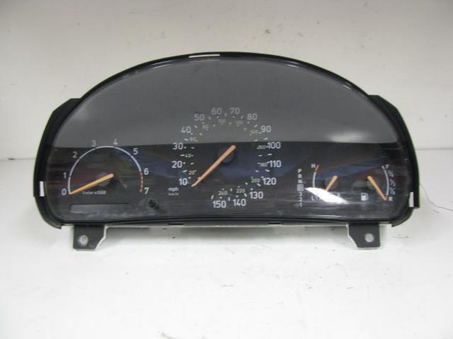 Speedometer cluster saab 9-5 2000 00 329807