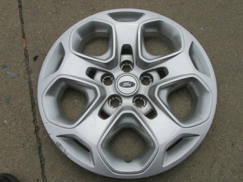 2010 2011 ford fusion 17  inch wheel cover