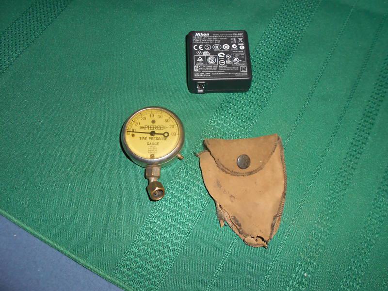 Pierce arrow tire gauge ~original 1911 ~ w/original case ~ working condition