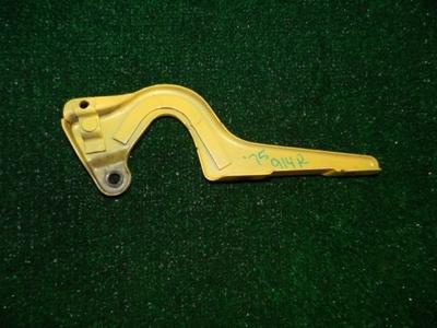 914  used right front hood hinge  91451103610resee-1
