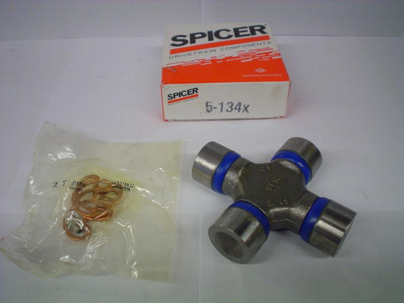 Genuine spicer 5-134x 1310 to 1330 series u-joint