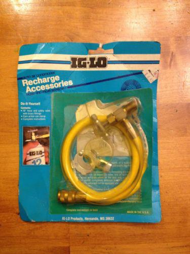 (1) ig-lo auto air conditioner recharge hose and valve assembly