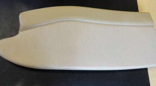 Scout 245 xsf - bbap white / tan cushion 43 1/4&#034; x 17&#034; marine boat