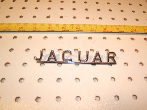Jaguar  xj6/12l series 2 rear trunk lid chrome jaguar 1 emblem, bs1004, bd26762