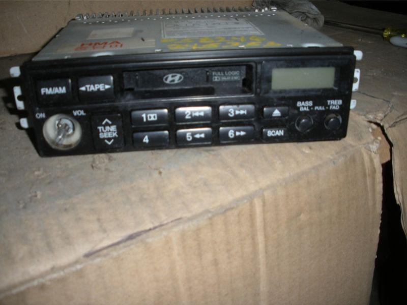 03 04 05 06 hyundai accent am fm stereo cassette radio player 9614025308