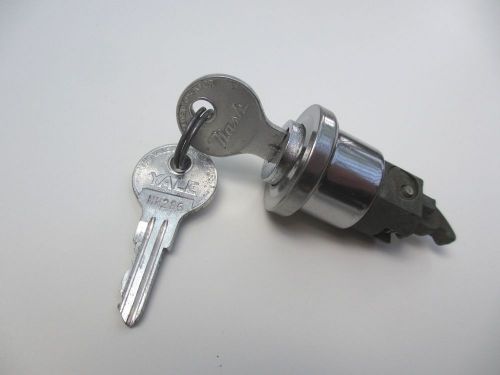 Ash glove box lock and two keys (yale)