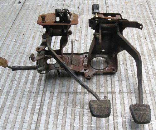 1989 1990 1991 toyota 4runner pickup truck brake and clutch pedal assembly