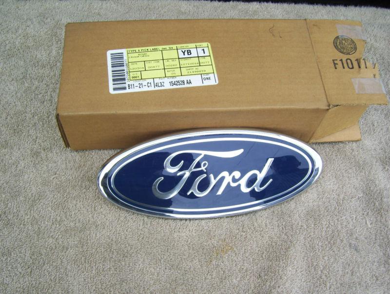 Brand new ford oval emblem 4l3z-1542528-aa