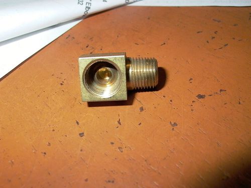 Brass 90*  elbow 1/8&#034; n p t to 1/4&#034; ?? female inverted flare