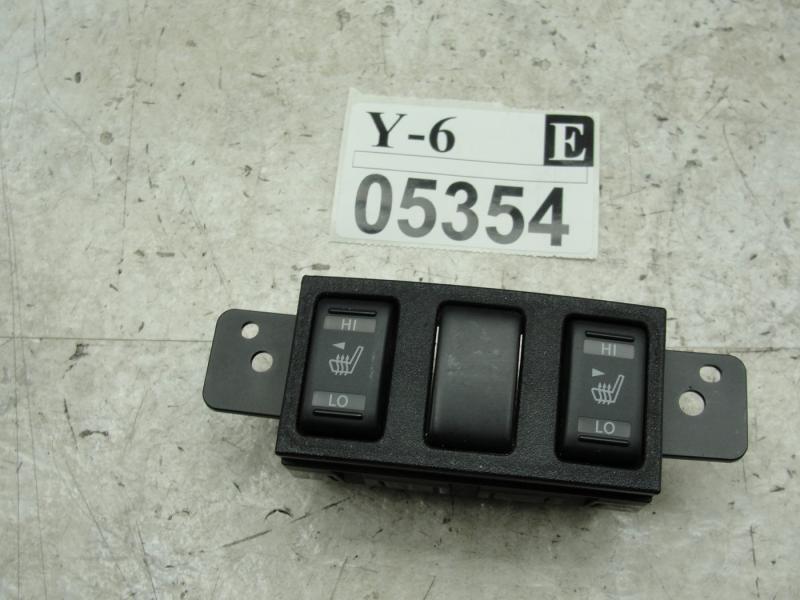 2007 08 g35 sean front heated seat control switch button panel oem