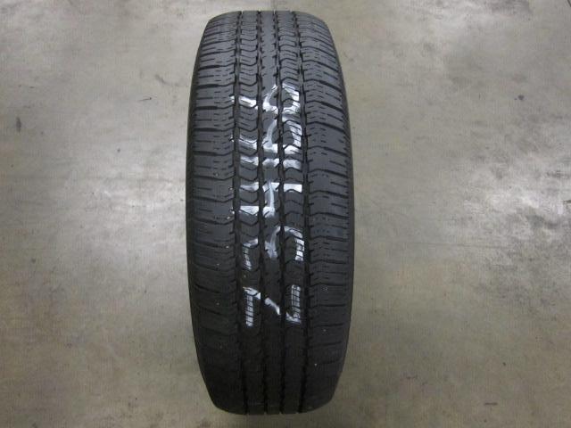 1 goodyear wrangler st 265/70/17 tire (z34166)