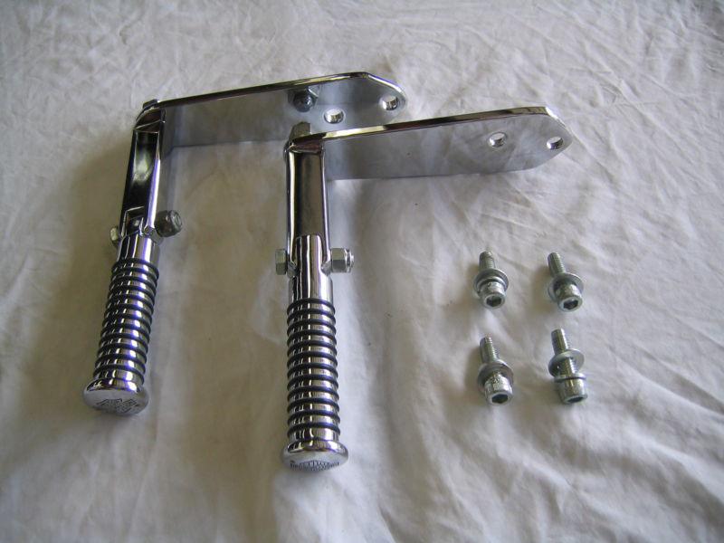  harley davidson oem dyna chrome forward footpeg mounts and footpegs  parts lot