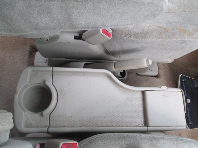 2000-2004 mazda mpv center console with cup holder oem
