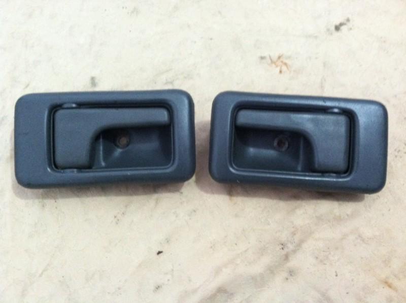 1999 isuzu amigo door handles interior left and right side