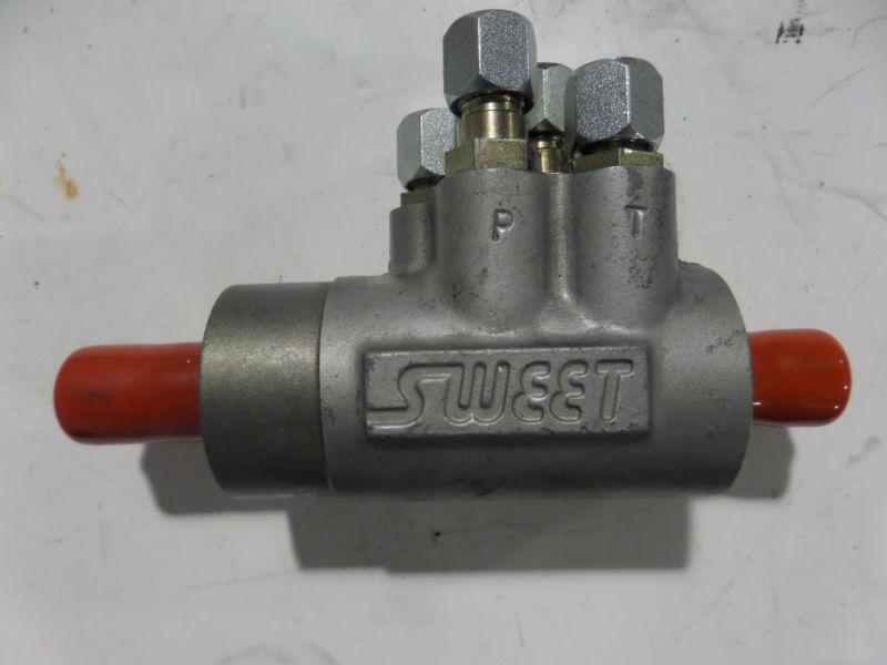 Sweet lightweight servo with .250 valve pn 303-33250