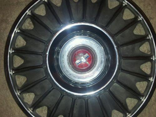 1 -1967 ford mustang  hub cap!!!