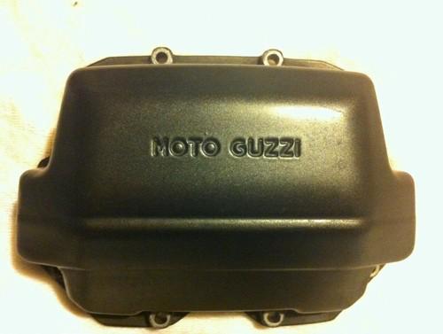 Moto guzzi valve cover