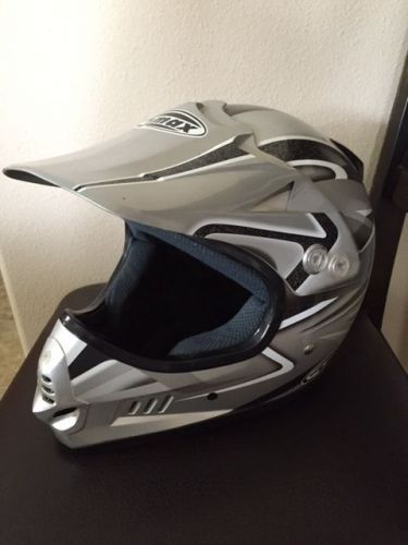 Gmax atv motocross helmet youth size large fits 4-6 year old