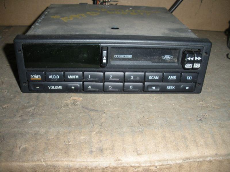 98 99 ford contour mystique m fm stereo cassette radio player 97bp19b132ab