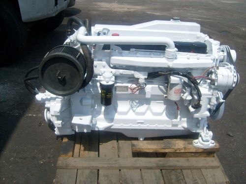 John deere 6068tfm marine diesel engine rated 220 hp /twin disc mg-502 2.5:1