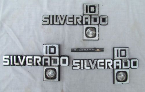 81-87-91 chevy silverado 10 fender emblems  badges &amp; dashboard emblem oem gm