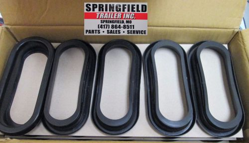 Grommet for 6&#034; oval light (case of 50) fits all 6&#034; oval lights