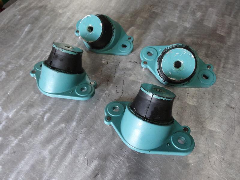 1996 96 kawasaki 750 ss xi st motor/engine mounts   750ss 