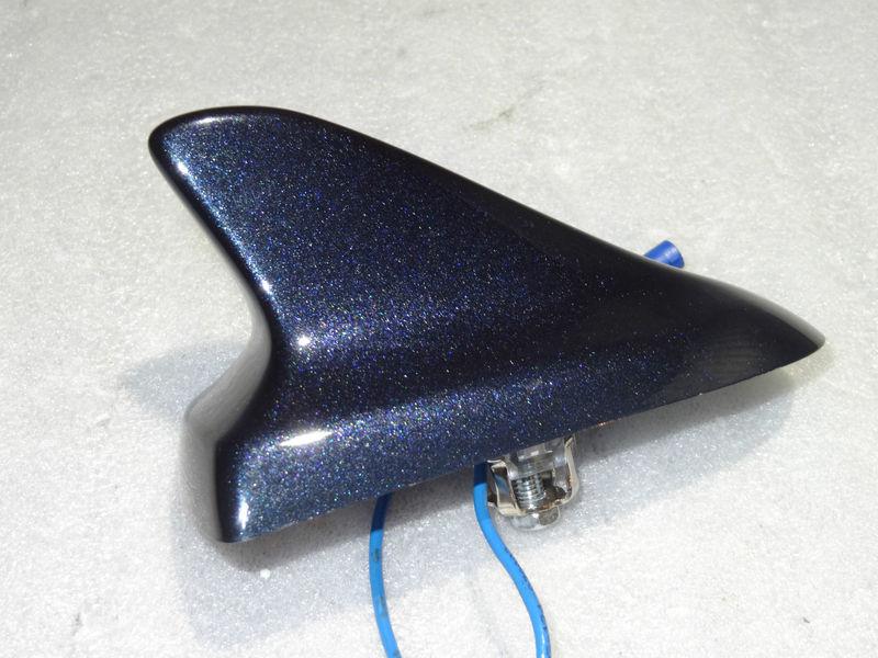 Gm factory shark fin antenna assembly oem (imperial blue metallic) 