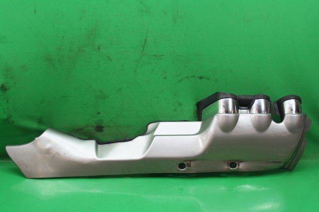2002 honda goldwing gl1800 right lower fairing exhaust cover