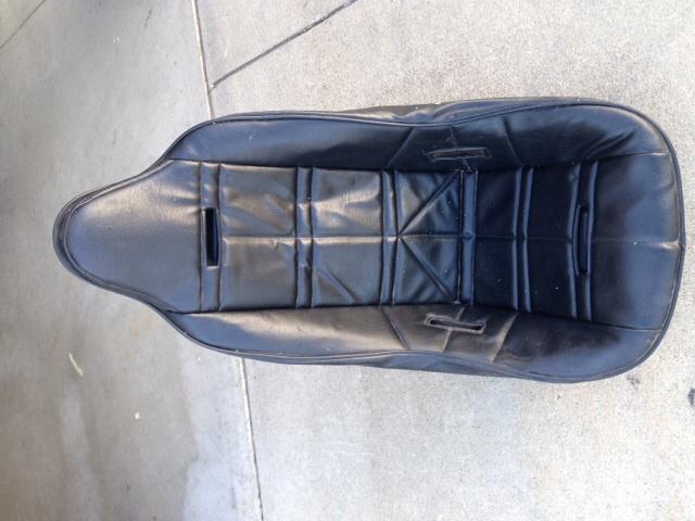 Black poly race seat with black pad cover never used 