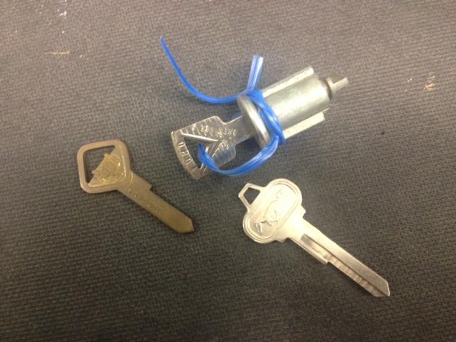 Ford key blanks & lock
