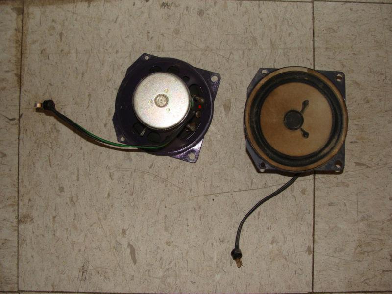 77 - 85 mercedes 300d 300cd 240d w123 dash speaker pair 