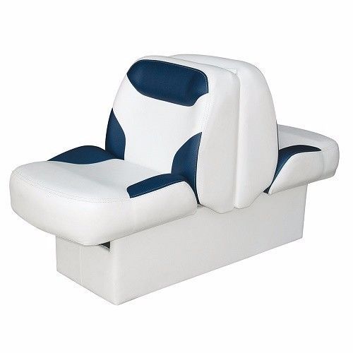 Bayliner capri and classic back-to-back lounge seat